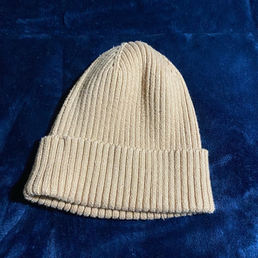 Universal Thread Cream Knit Beanie